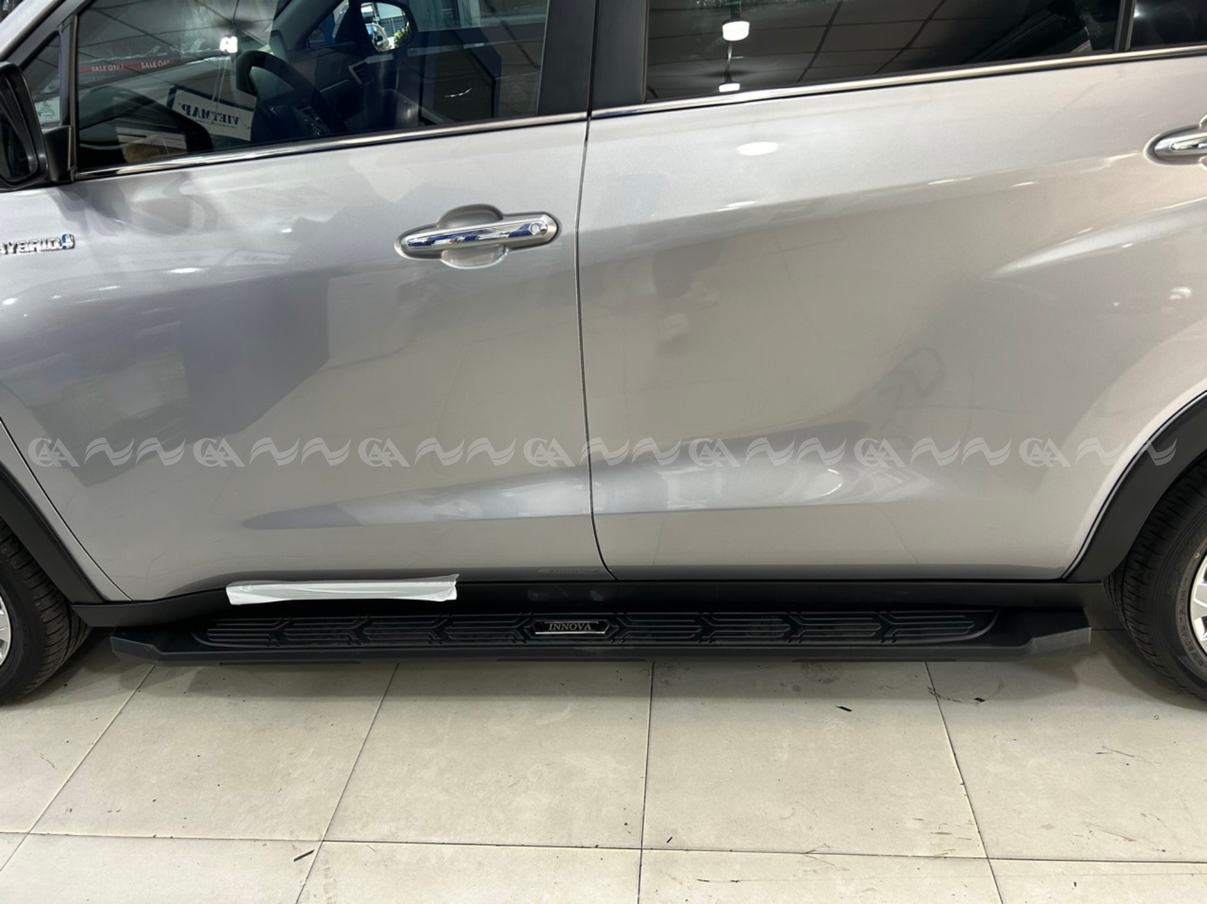  Bậc lên xuống cơ Innova 2023 mẫu nhập - ảnh 2