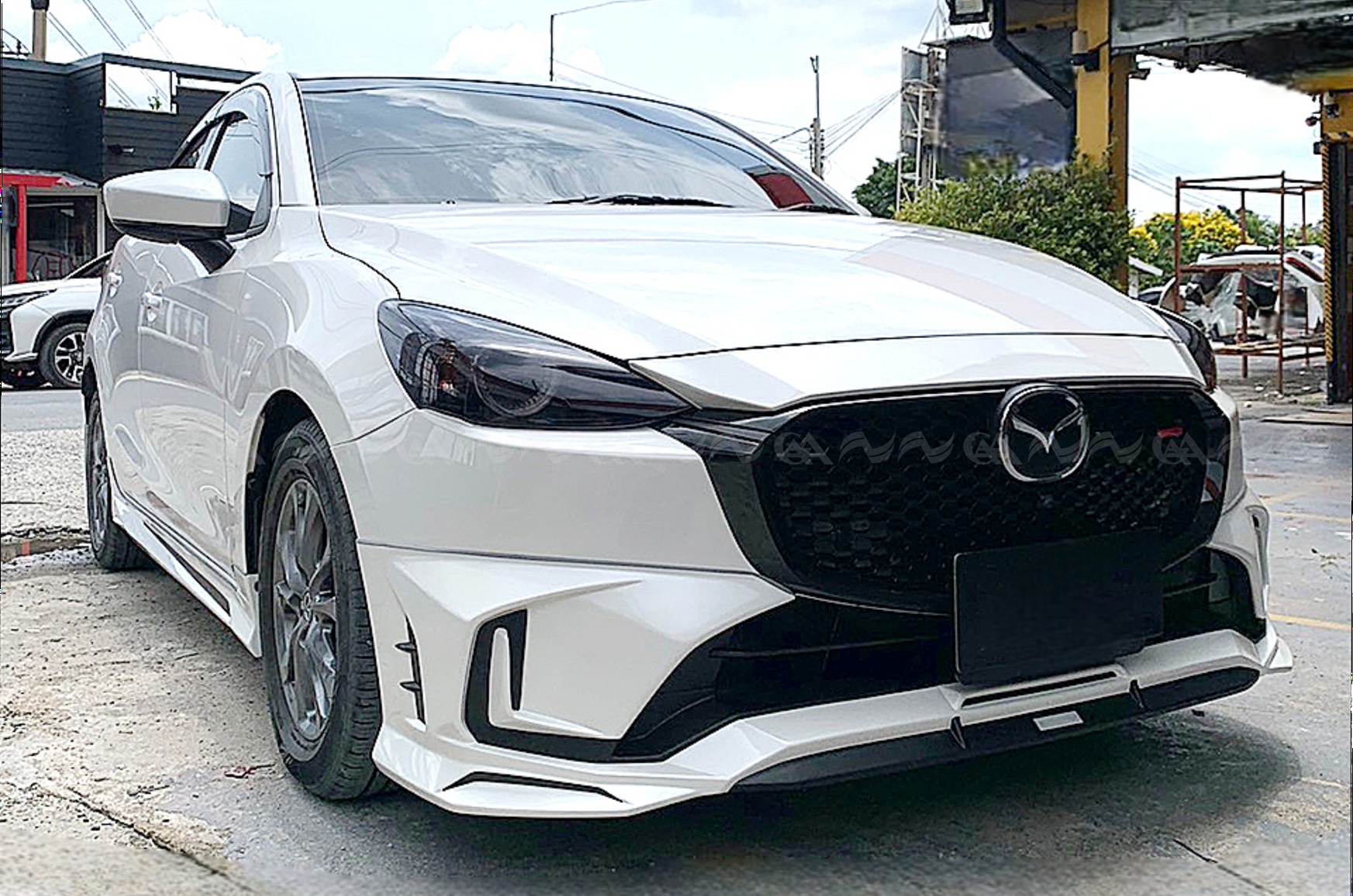  Body Kit Mazda 2 Sedan 2024 mẫu Drive 68  