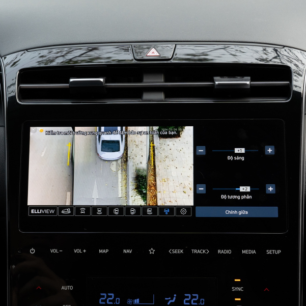 Giao diện hiển thị g&oacute;c nh&igrave;n to&agrave;n cảnh của Camera 360 Icar Ellicam V6+