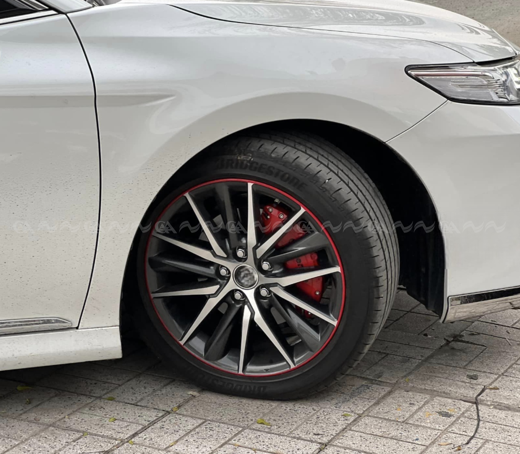  Ốp má phanh HQ Racing Camry 2023 đỏ - ảnh 3