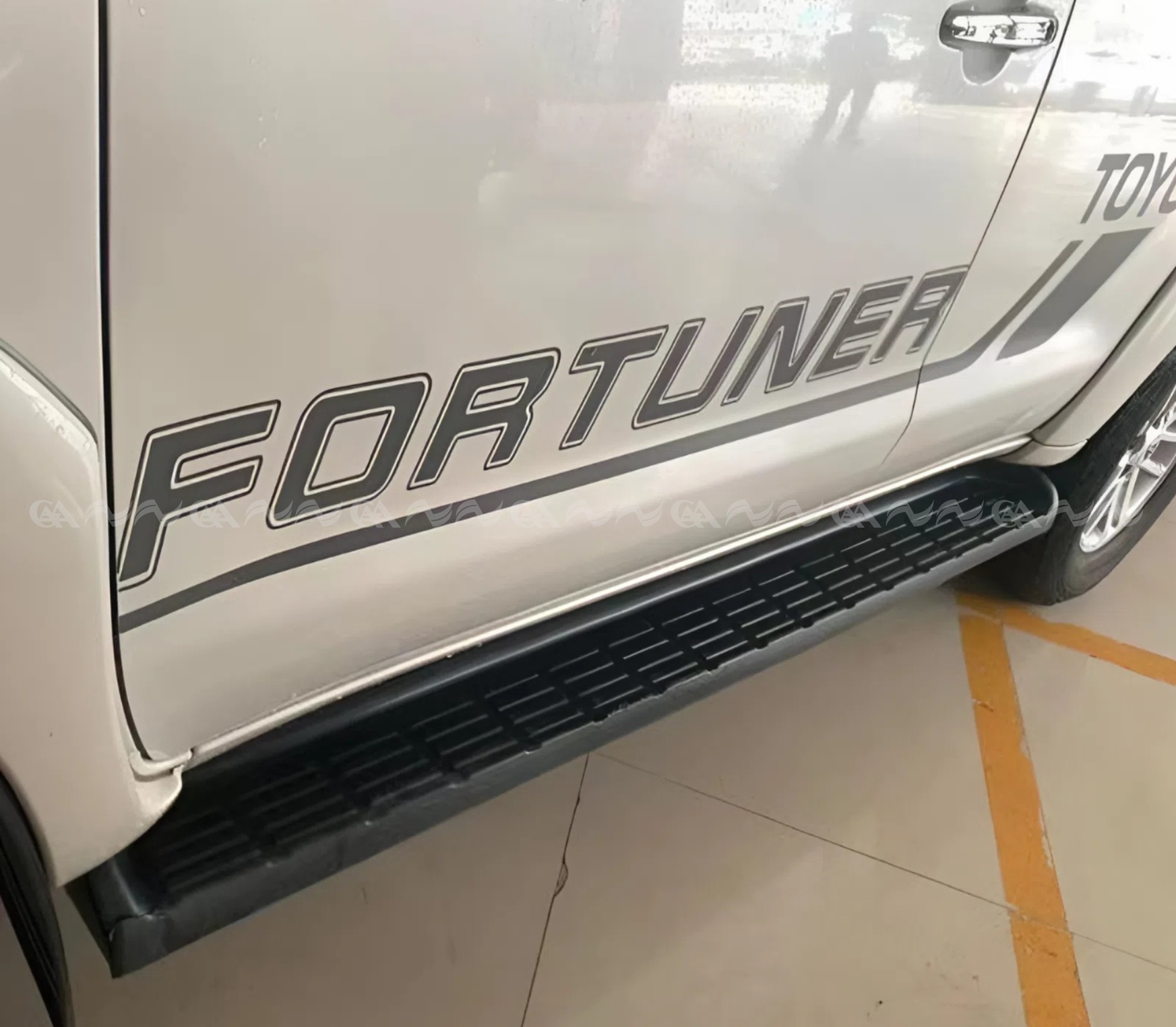  Bậc lên xuống cơ Fortuner 2009-2016 - ảnh 2