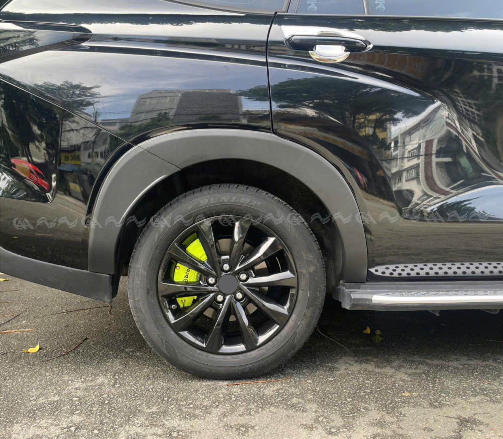 Ốp má phanh HQ Racing MG 5 2023 xanh chuối - ảnh 4