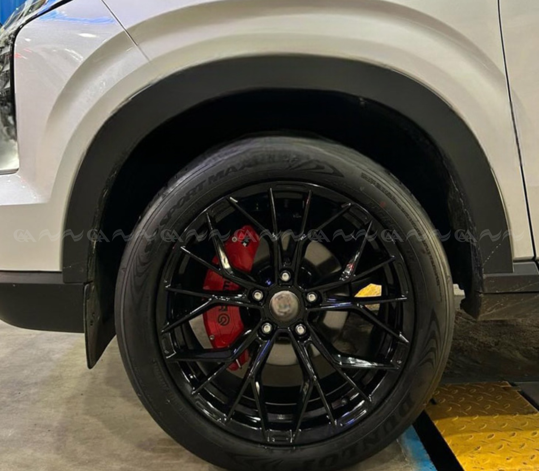  Ốp má phanh HQ Racing Custin 2023+ đỏ - ảnh 3