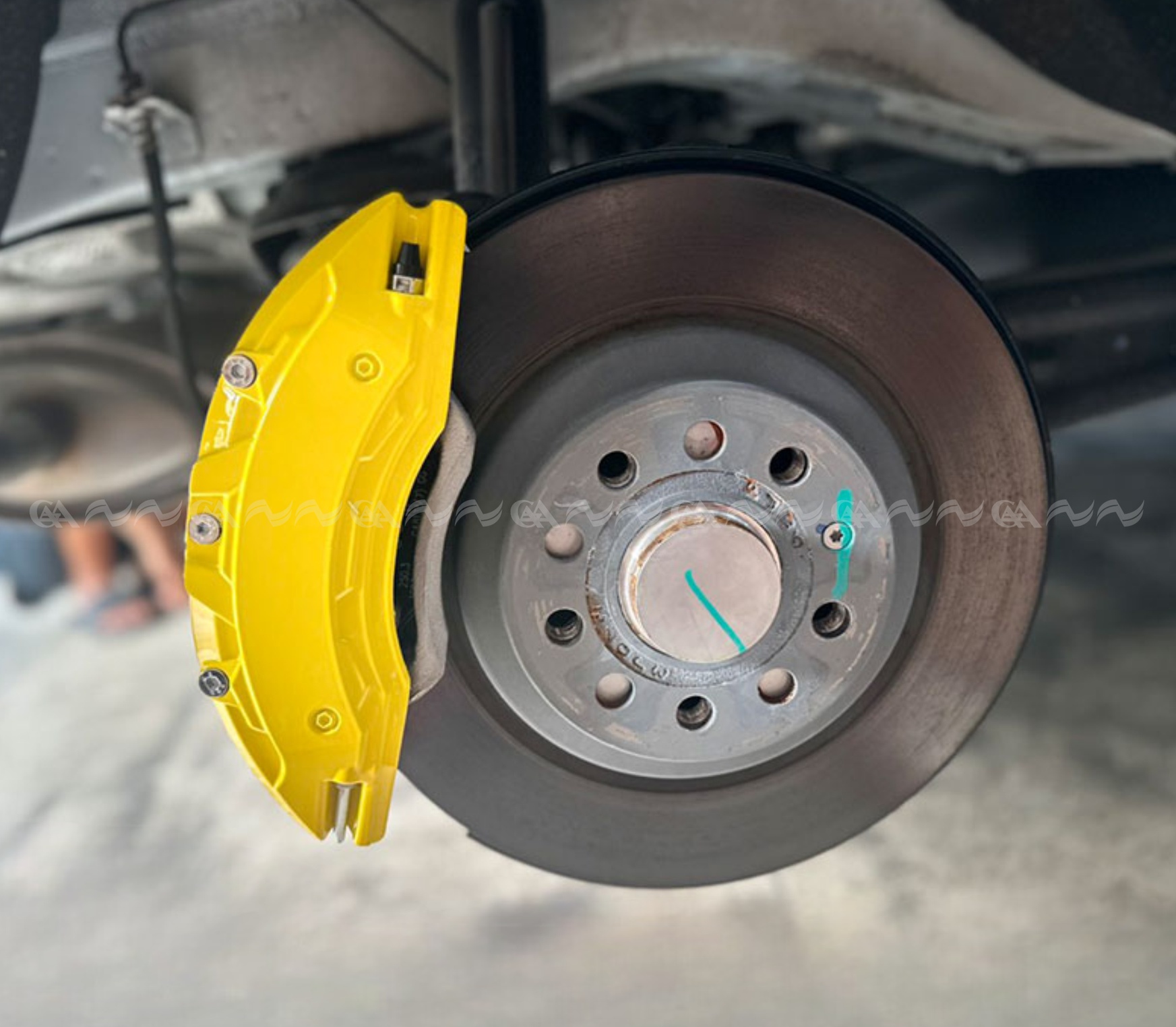 Ốp má phanh HQ Racing MG 5 2023 vàng - ảnh 2