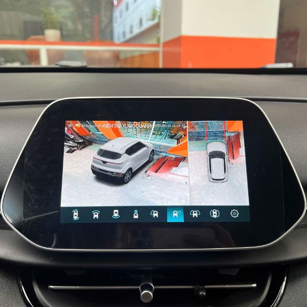 Hỗ trợ vạch đ&aacute;nh l&aacute;i tr&ecirc;n camera 360 Icar Ellicam V6 VF5