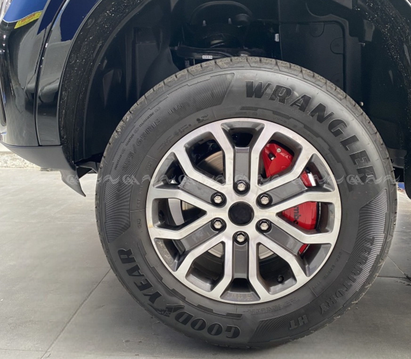  Ốp má phanh  HQ Racing  Everest 2022 đỏ - ảnh 3