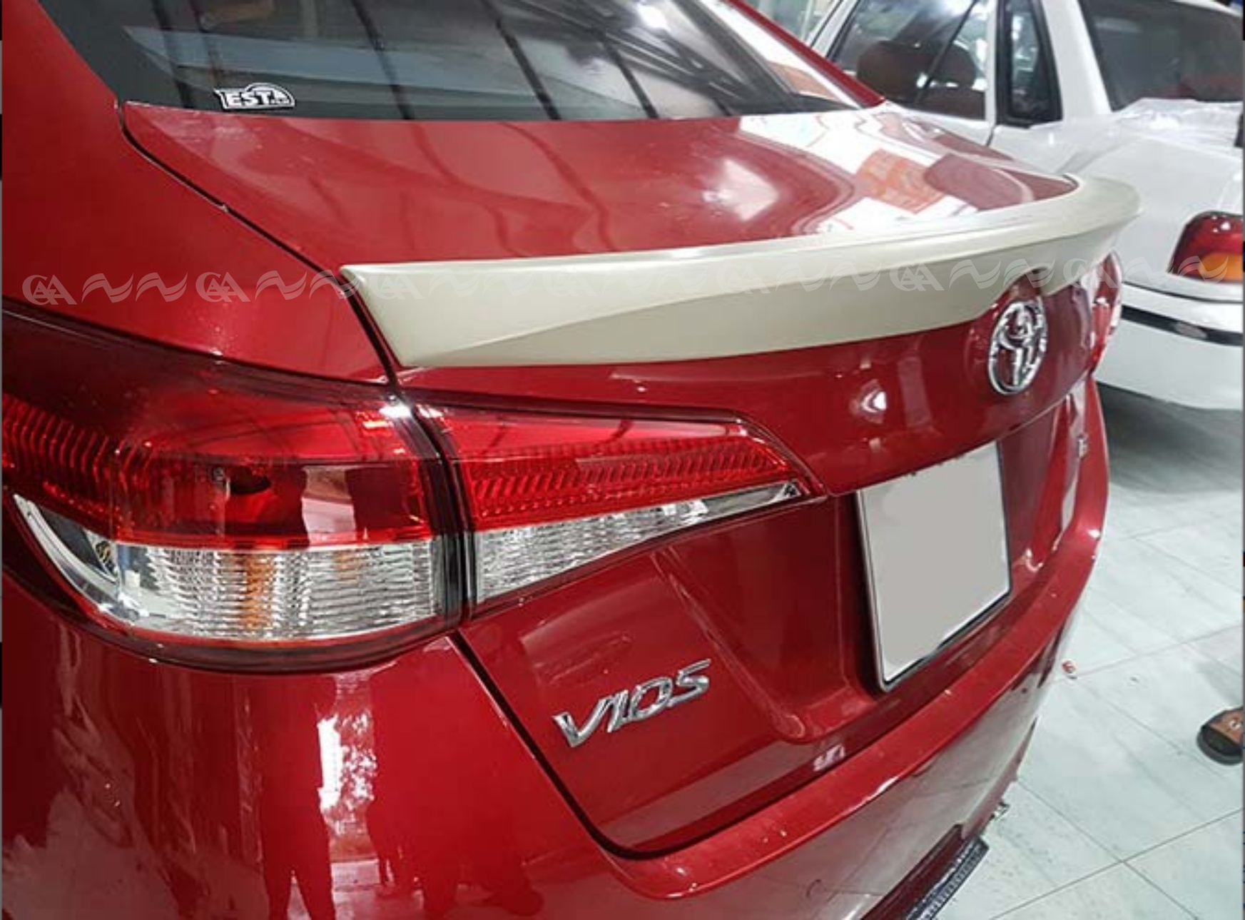 Đuôi cá Vios 2019+ thấp - ảnh 3
