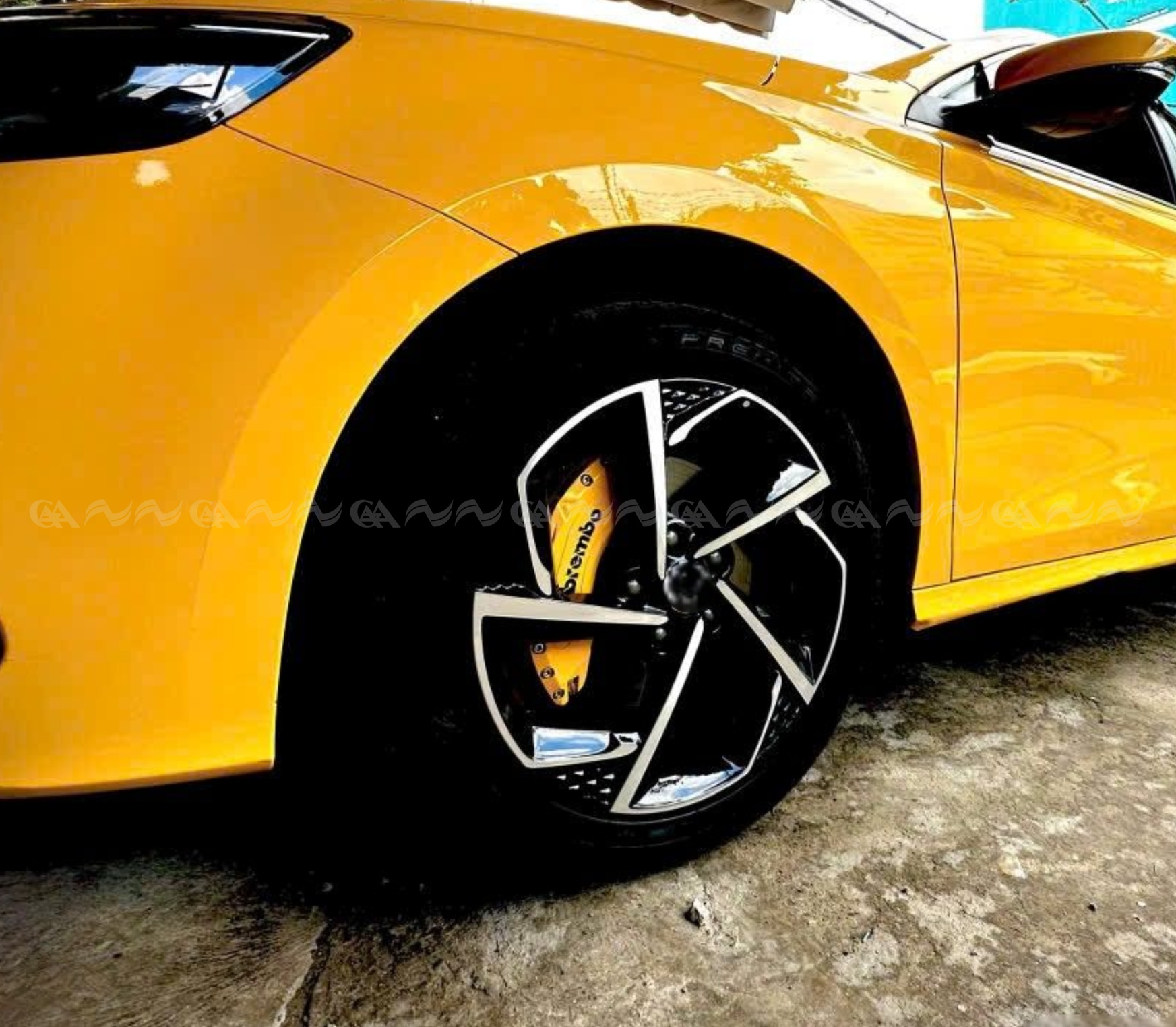 Ốp má phanh HQ Racing Civic 2017+ vàng - ảnh 3