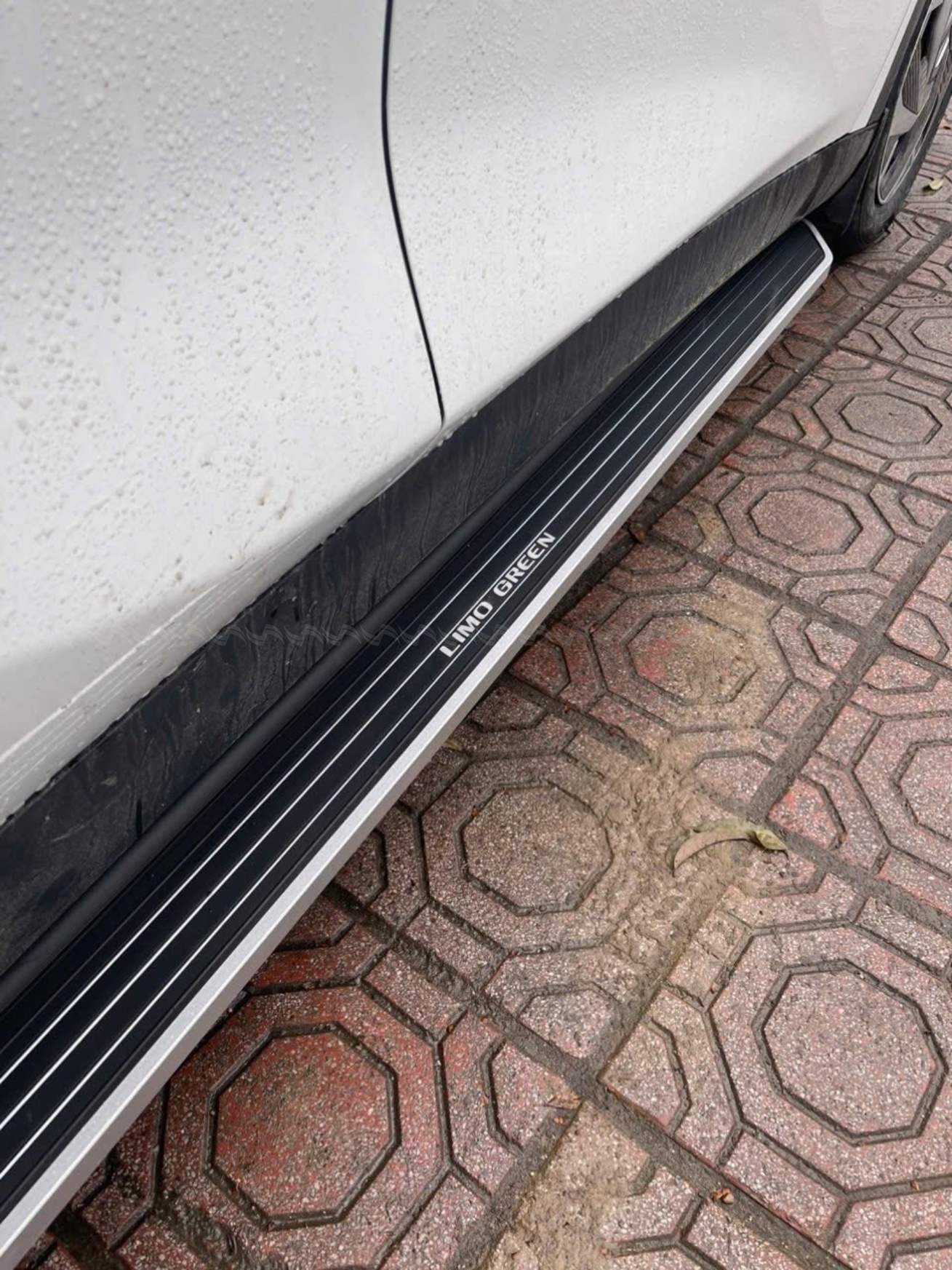 Bậc l&ecirc;n xuống cơ TD Maremlym mẫu MH với thiết kế v&acirc;n nổi chống trượt