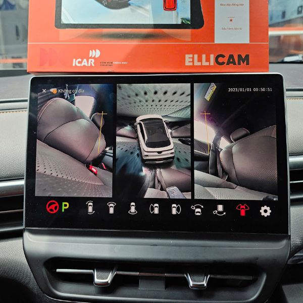 M&agrave;n h&igrave;nh hiển thị camera 360 độ khi xe đang di chuyển, c&oacute; m&ocirc; phỏng xe 3D