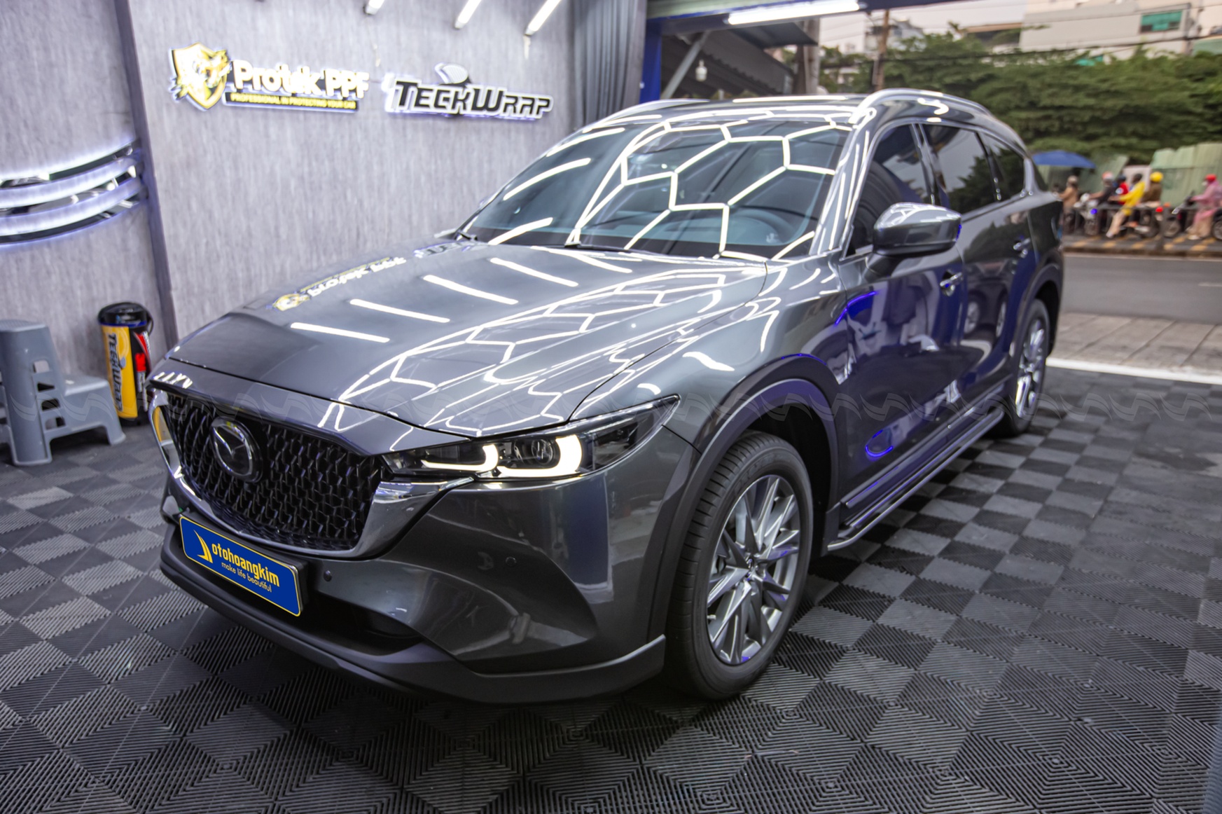 Phim PPF Protek Extra Gloss 7.5 mil tr&ecirc;n xe hơi