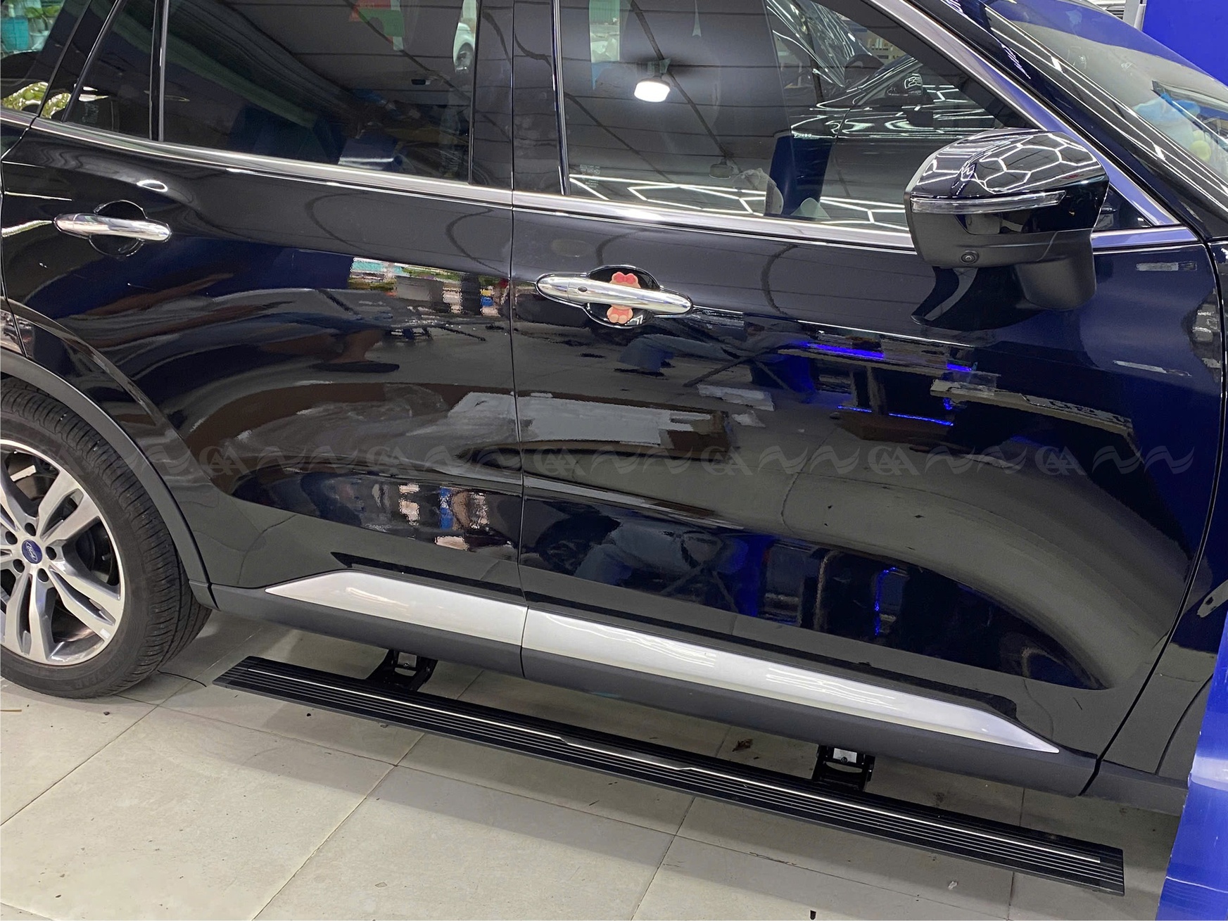  Bậc lên xuống điện Santafe 2019-2023  - ảnh 3