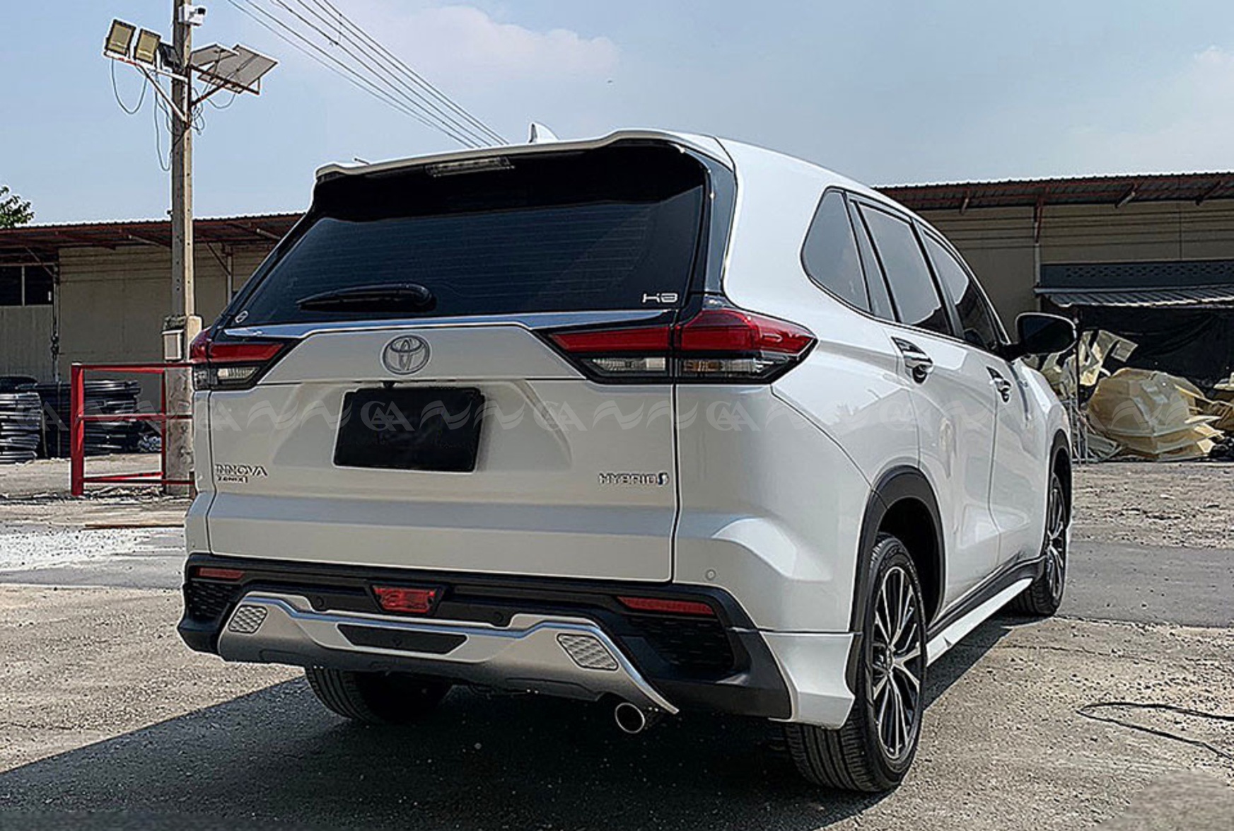  Body Kit Innova Cross 2023 mẫu M-Dellista  - ảnh 2