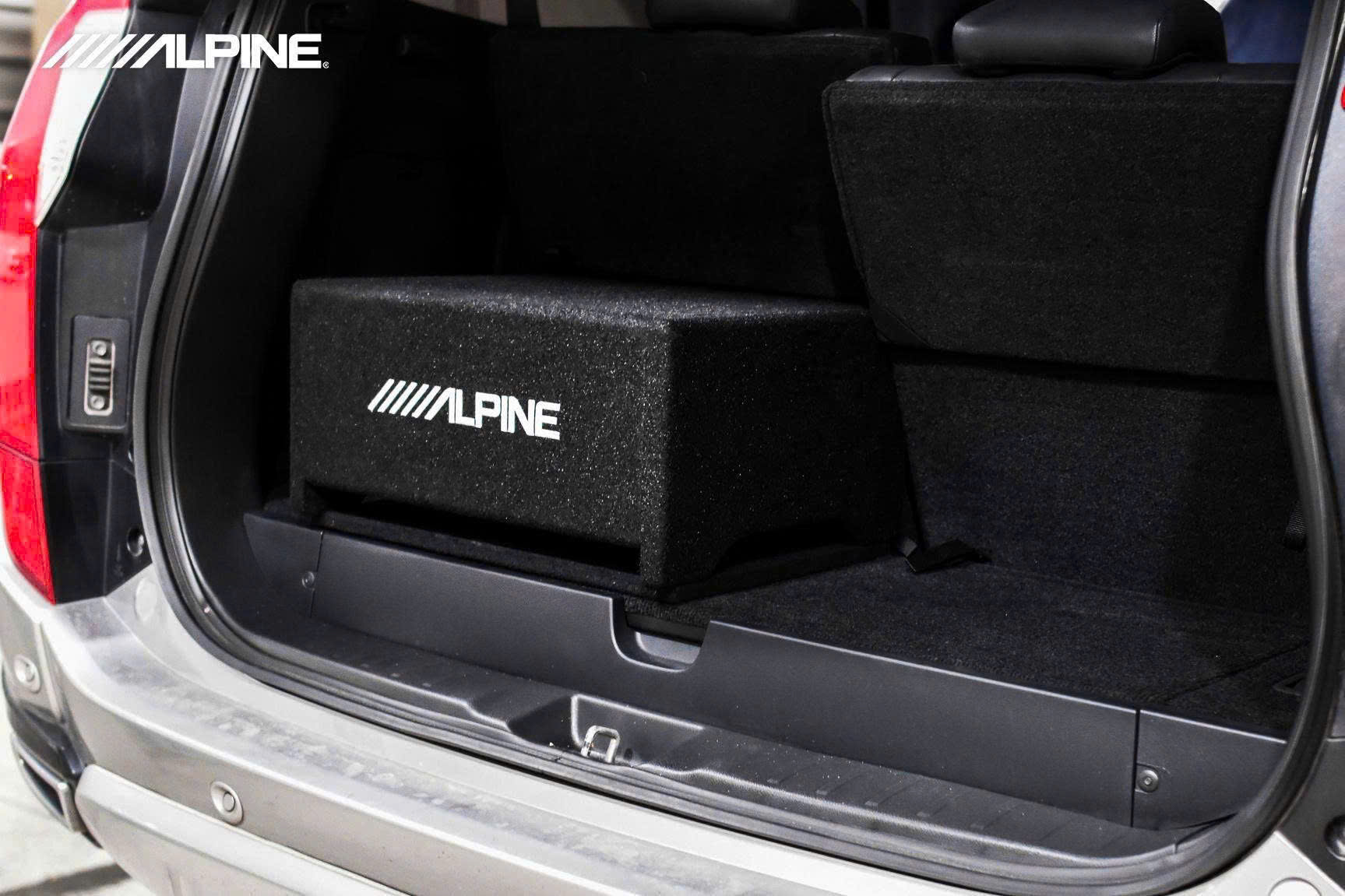 Tem nh&atilde;n sản phẩm Sub điện Alpine PWE-10S4