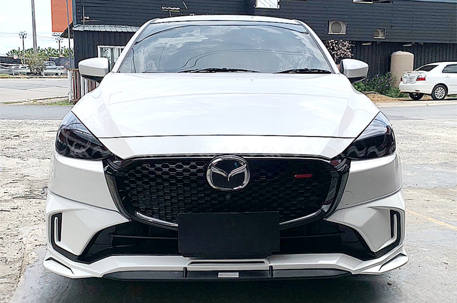  Body Kit Mazda 2 Sedan 2024 mẫu Drive 68   - ảnh 2