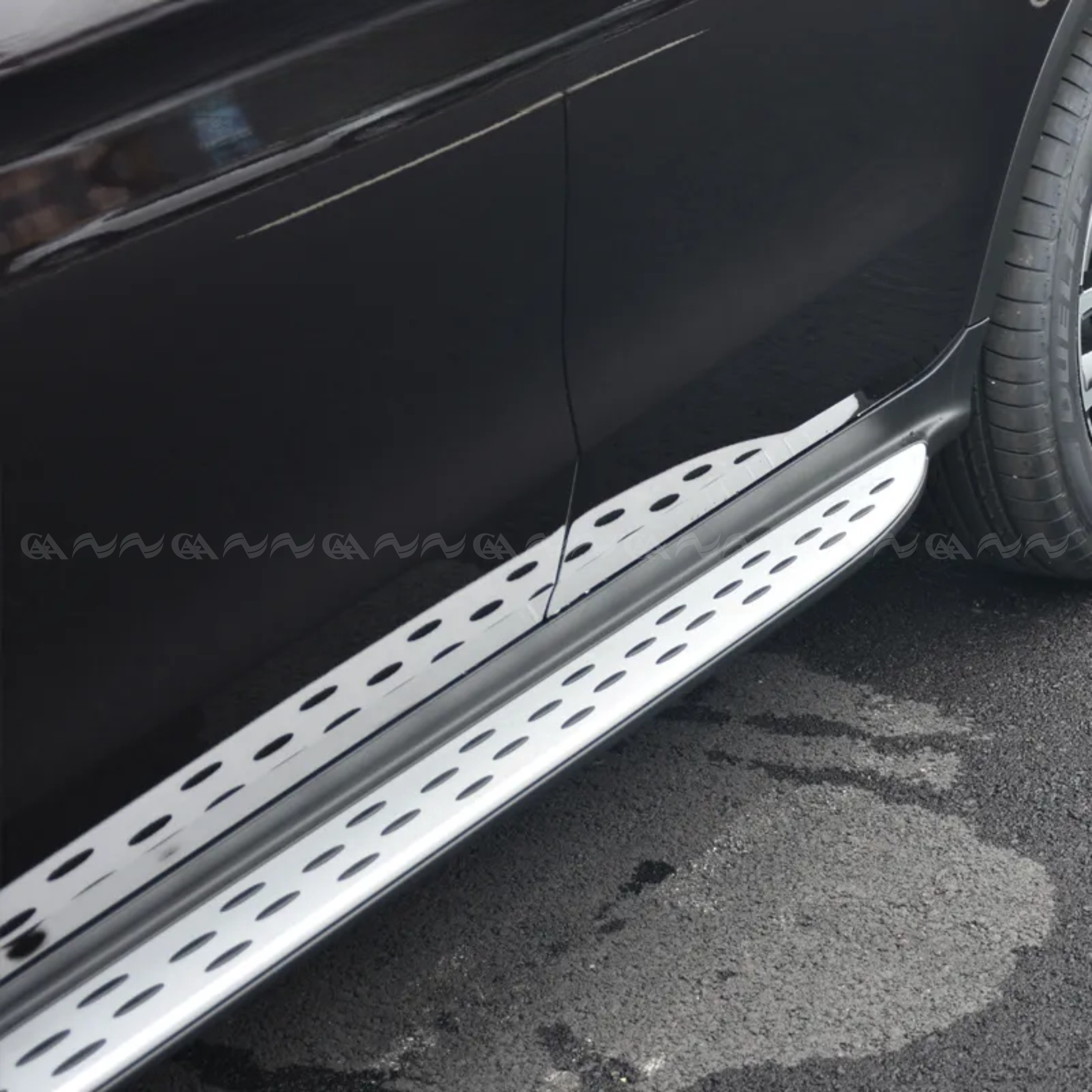  Bậc lên xuống cơ Mercedes GLC - ảnh 2