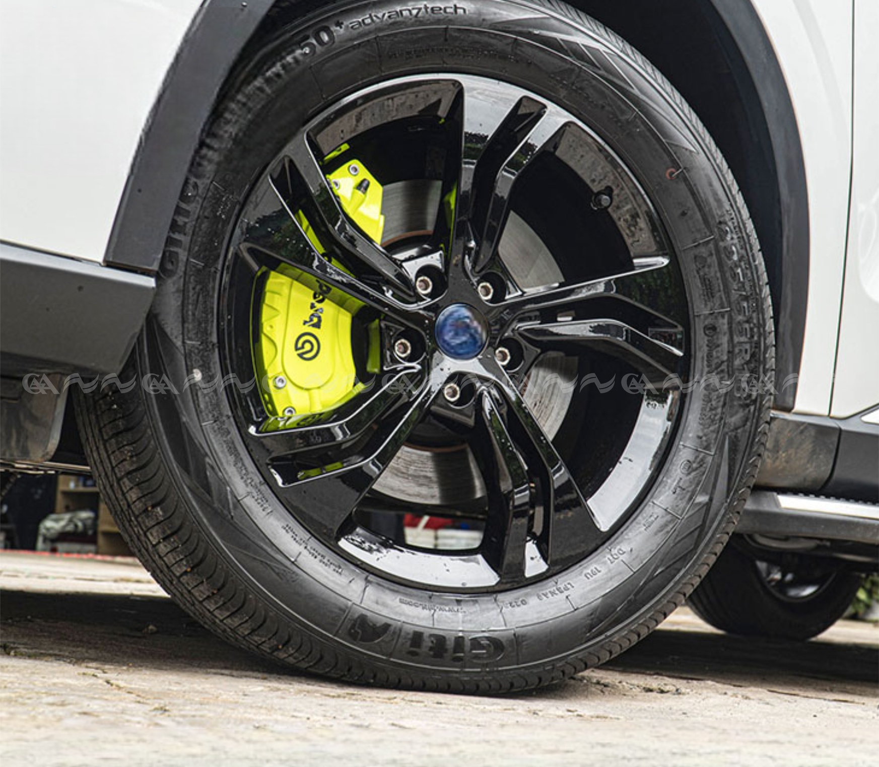 Ốp má phanh HQ Racing Camry 2023 xanh chuối - ảnh 4