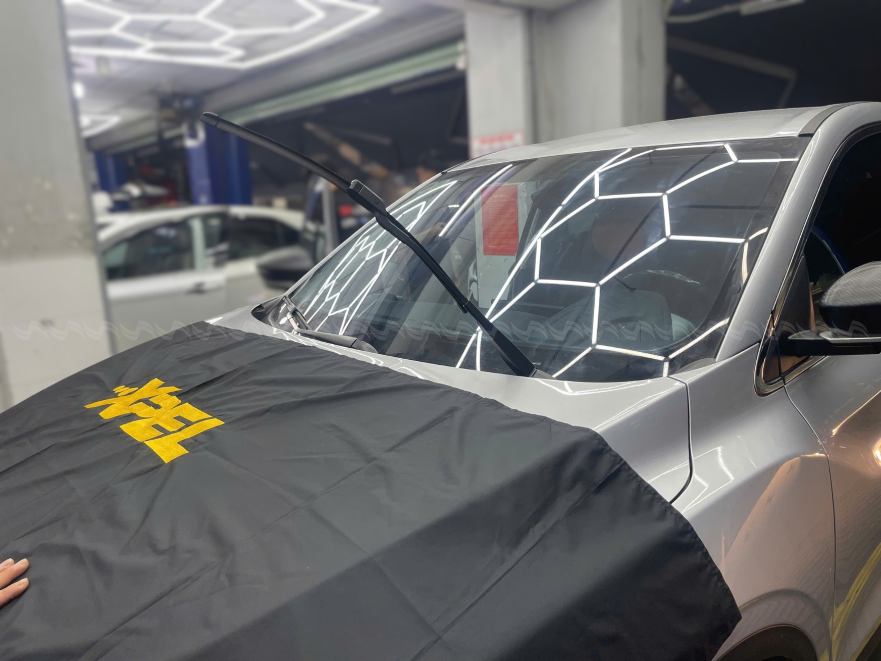 Phim cách nhiệt XPEL XRPL-55 cho kính lái ô tô